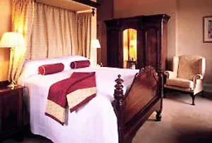 Lotamore House *